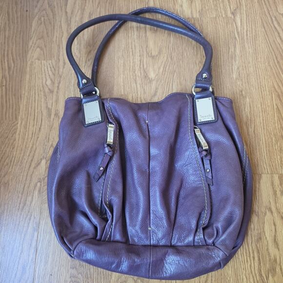 Tignanello Handbags - Tignanello Purse Soft Leather Hobo Shoulder Handbag Purple READ